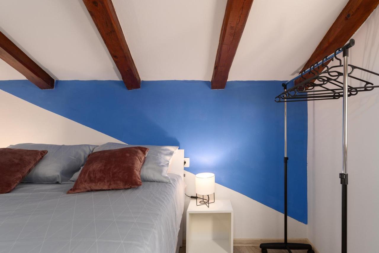 Relax In 2 Bedroom App In Old Town W/Ac And Wifi Rovinj Eksteriør billede